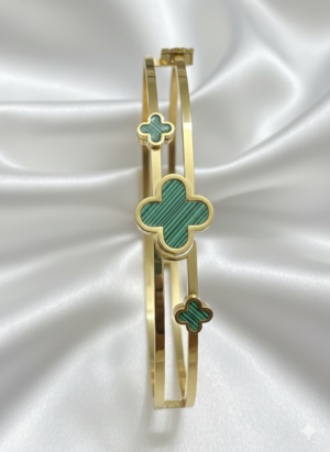 Anti-Turnish Green Clover Bangle (0009)