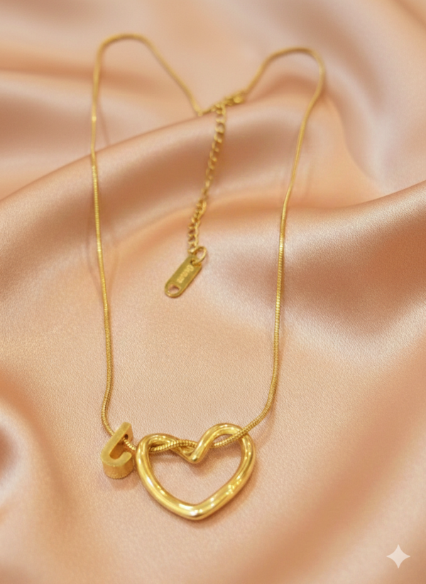 Anti-Tarnish Gold Heart Loop Necklace (00026)